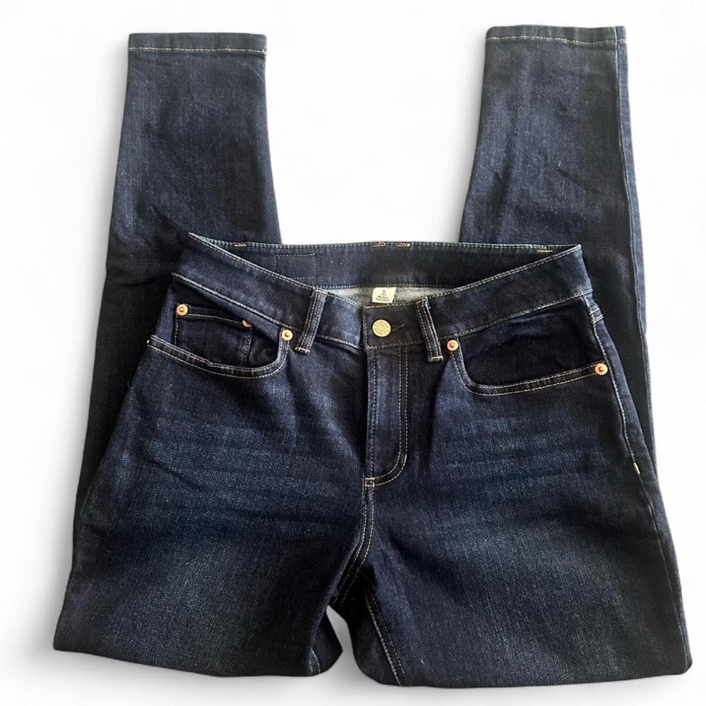 L.L Bean 1912 Quality Denim Dark Wash Skinny Leg Jeans 6